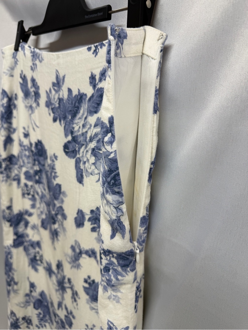 Abercrombie Blue Floral Linen Midi Skirt Elegant White and Blue Pattern Large - Picture 7 of 9